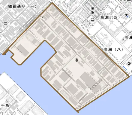 港とその周辺の地図。町の範囲を重ねている