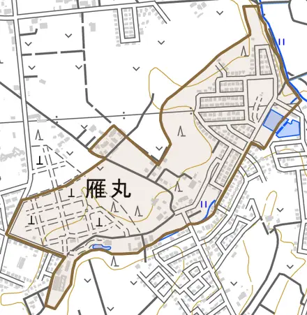 雁丸とその周辺の地図。町の範囲を重ねている