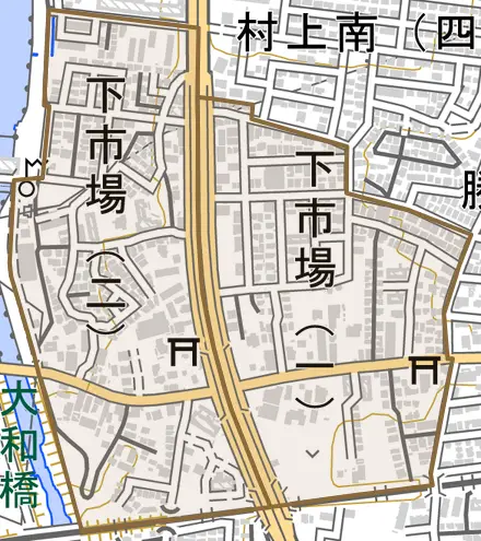 下市場とその周辺の地図。町の範囲を重ねている