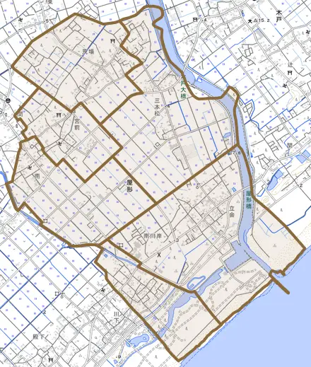 屋形とその周辺の地図。町の範囲を重ねている