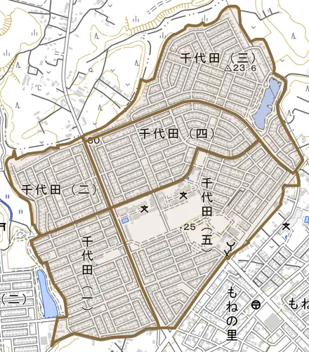 千代田とその周辺の地図。町の範囲を重ねている