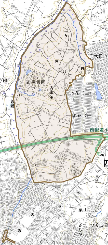 内黒田とその周辺の地図。町の範囲を重ねている