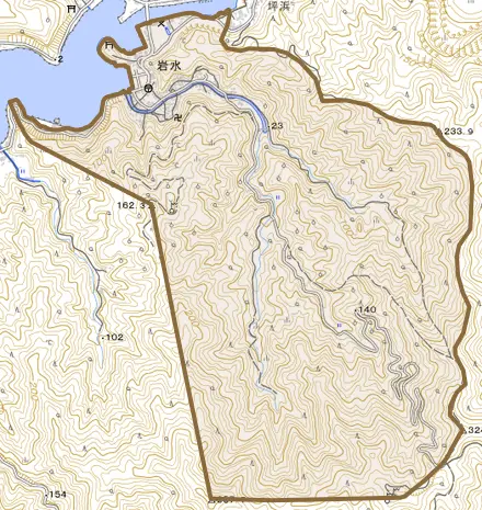 岩水とその周辺の地図。町の範囲を重ねている