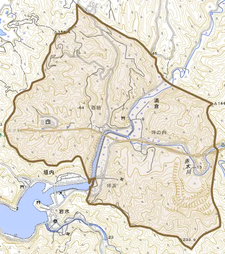 満倉とその周辺の地図。町の範囲を重ねている