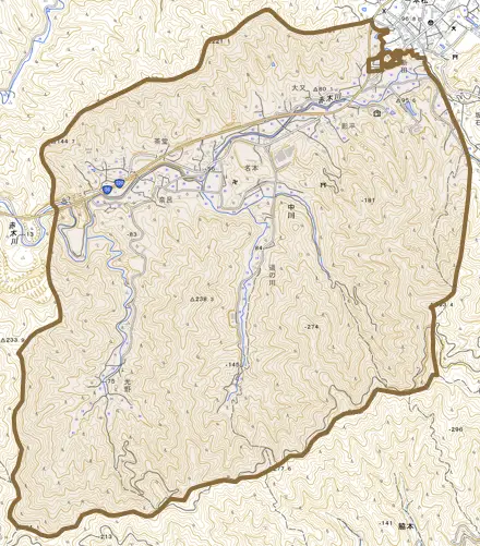 中川とその周辺の地図。町の範囲を重ねている