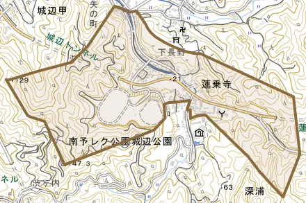 蓮乗寺とその周辺の地図。町の範囲を重ねている