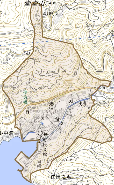 湊浦とその周辺の地図。町の範囲を重ねている