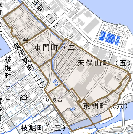 東門町とその周辺の地図。町の範囲を重ねている
