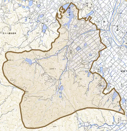 古谷とその周辺の地図。町の範囲を重ねている