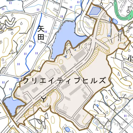 クリエイティブヒルズとその周辺の地図。町の範囲を重ねている