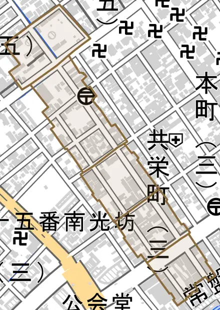 共栄町とその周辺の地図。町の範囲を重ねている