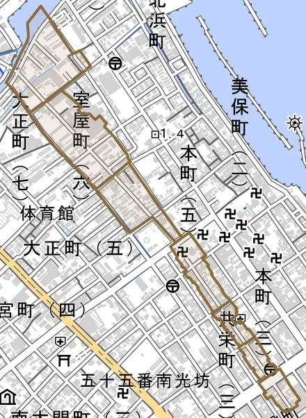 室屋町とその周辺の地図。町の範囲を重ねている