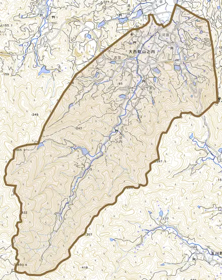 大西町山之内とその周辺の地図。町の範囲を重ねている