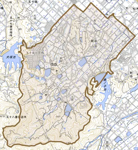 新谷とその周辺の地図。町の範囲を重ねている