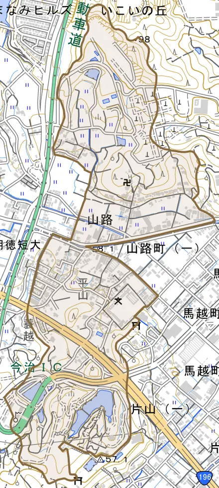 山路とその周辺の地図。町の範囲を重ねている