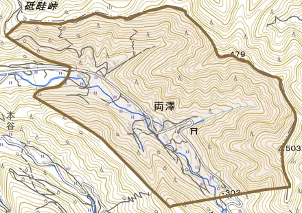 両澤とその周辺の地図。町の範囲を重ねている