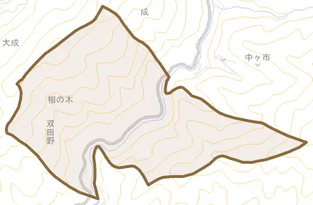 相の木とその周辺の地図。町の範囲を重ねている