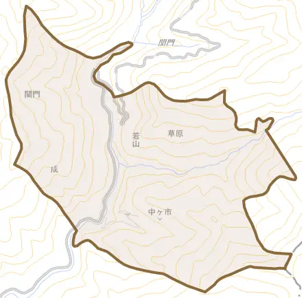 若山とその周辺の地図。町の範囲を重ねている