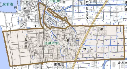 大字北黒田とその周辺の地図。町の範囲を重ねている