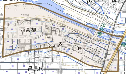 大字西高柳とその周辺の地図。町の範囲を重ねている