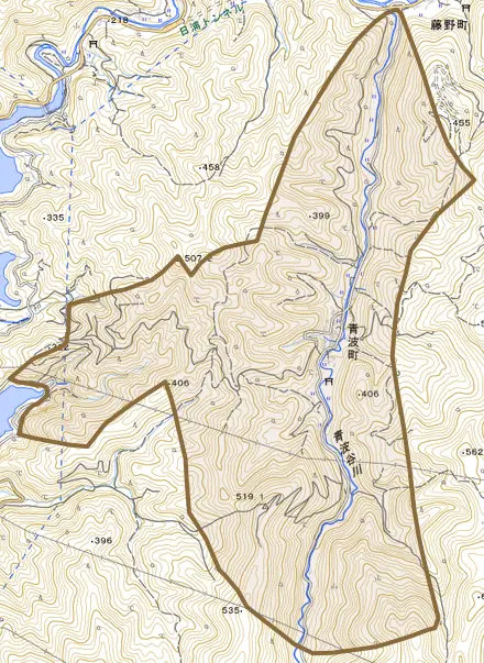 青波町とその周辺の地図。町の範囲を重ねている