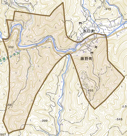 藤野町とその周辺の地図。町の範囲を重ねている