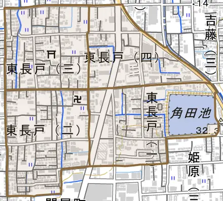 東長戸とその周辺の地図。町の範囲を重ねている