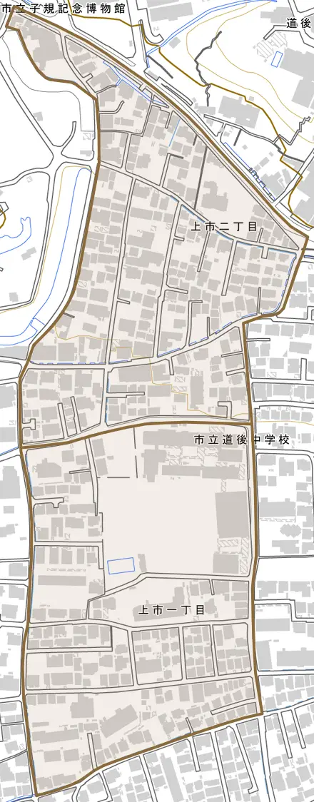 上市とその周辺の地図。町の範囲を重ねている