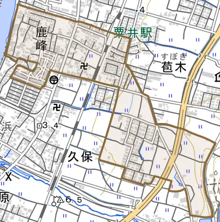 鹿峰とその周辺の地図。町の範囲を重ねている