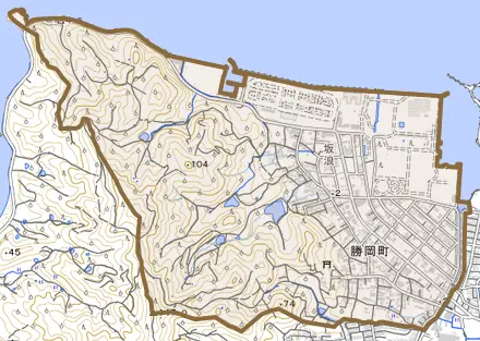 勝岡町とその周辺の地図。町の範囲を重ねている