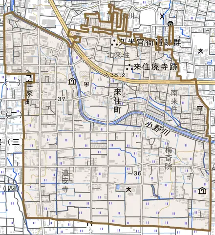 来住町とその周辺の地図。町の範囲を重ねている