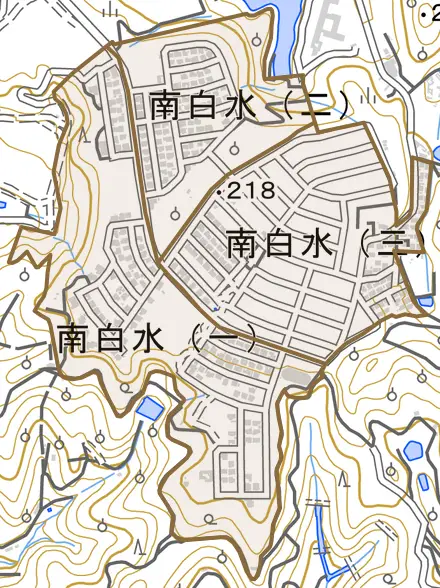南白水とその周辺の地図。町の範囲を重ねている