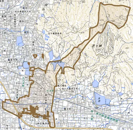 南久米町とその周辺の地図。町の範囲を重ねている