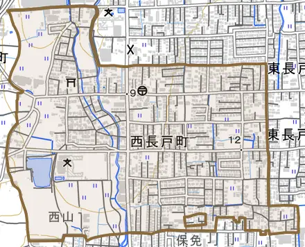 西長戸町とその周辺の地図。町の範囲を重ねている