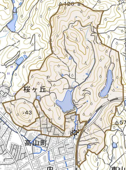 桜ケ丘とその周辺の地図。町の範囲を重ねている