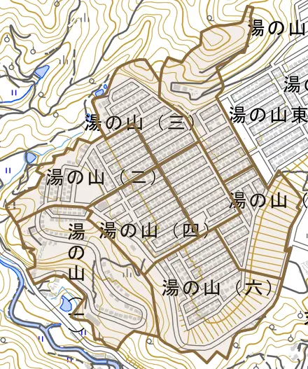 湯の山とその周辺の地図。町の範囲を重ねている