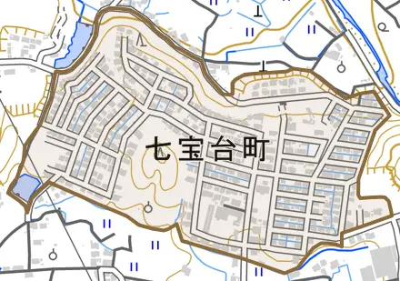 七宝台町とその周辺の地図。町の範囲を重ねている