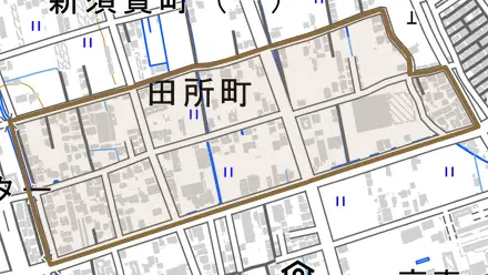 田所町とその周辺の地図。町の範囲を重ねている