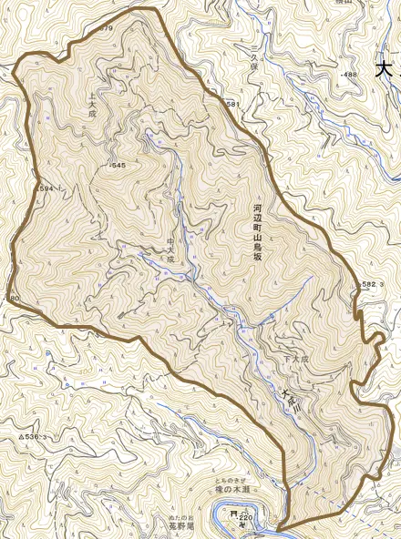 河辺町山鳥坂とその周辺の地図。町の範囲を重ねている