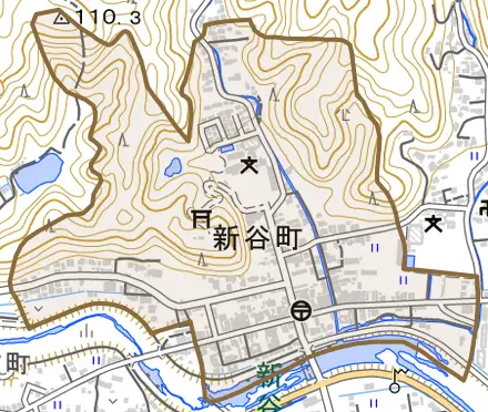 新谷町とその周辺の地図。町の範囲を重ねている