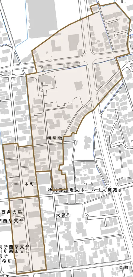 本町とその周辺の地図。町の範囲を重ねている