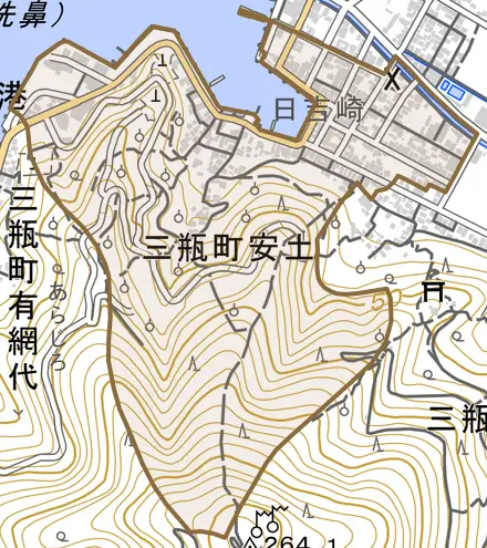 三瓶町安土とその周辺の地図。町の範囲を重ねている