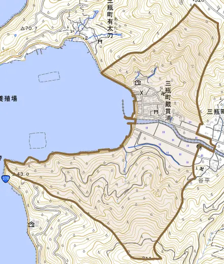 三瓶町蔵貫浦とその周辺の地図。町の範囲を重ねている