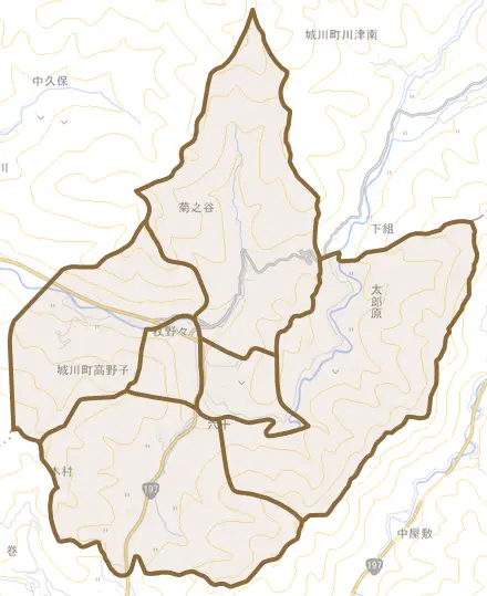 城川町高野子とその周辺の地図。町の範囲を重ねている