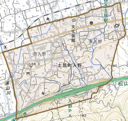 土居町入野とその周辺の地図。町の範囲を重ねている