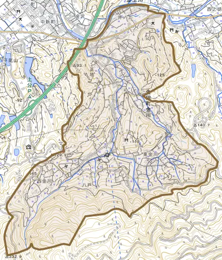 金田町金川とその周辺の地図。町の範囲を重ねている