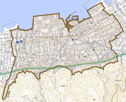 寒川町とその周辺の地図。町の範囲を重ねている