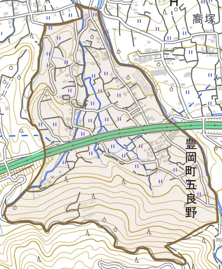 豊岡町五良野とその周辺の地図。町の範囲を重ねている