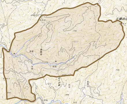 多居谷とその周辺の地図。町の範囲を重ねている