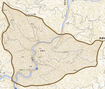 吉野川とその周辺の地図。町の範囲を重ねている